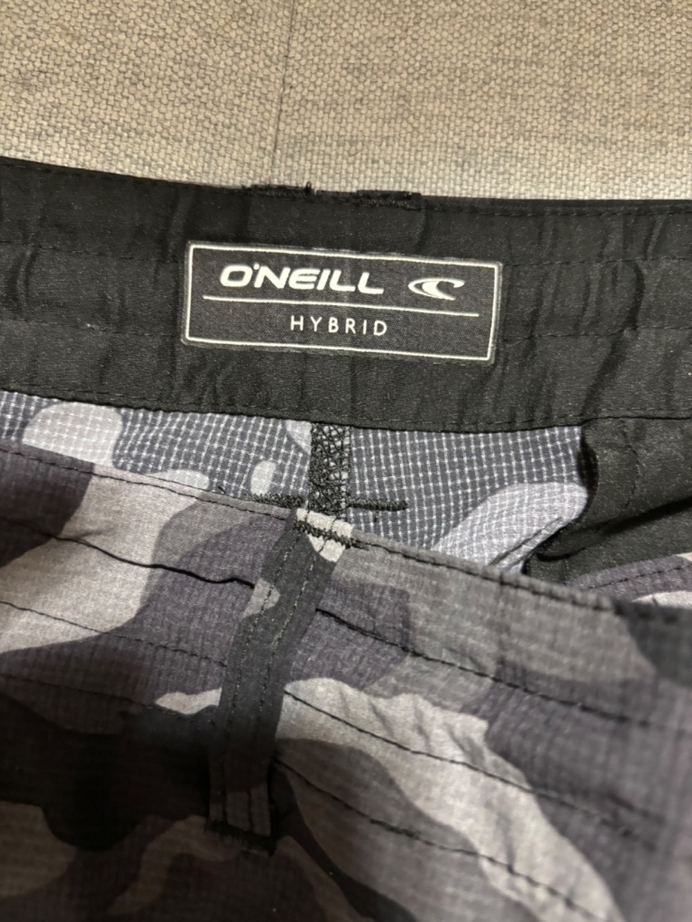 O’Neill - Picture 4 of 5